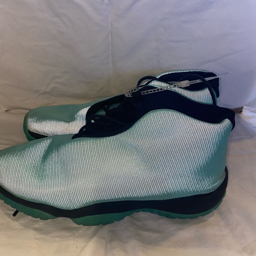 Jordan Future - image 3